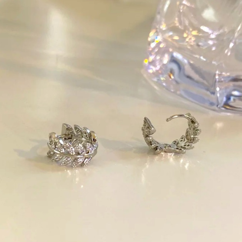π Sterling Silver Leaves Hoop Huggies Earrings - Picture 3 of 4